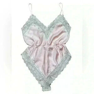 Vintage Ms. Leslee Pink Teddy Bodysuit Romper French Cut Tagged Large Fits Small